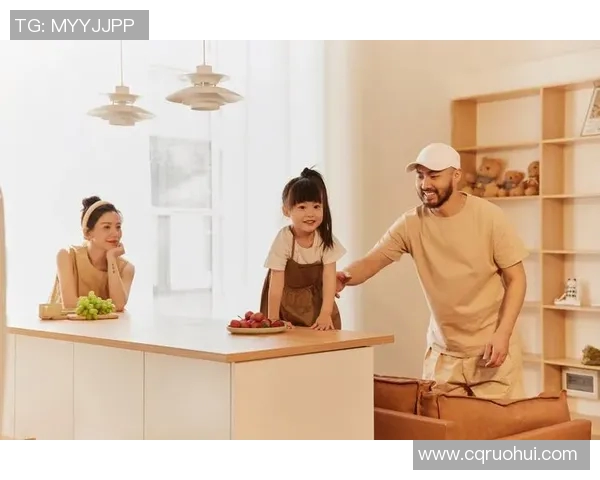 足球明星巴佩的母亲生活照揭秘展现温馨家庭氛围与亲子情深